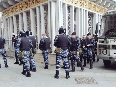 У Санкт-Петербурзі вже затримано близько 300 активістів антикорупційного мітингу - ЗМІ