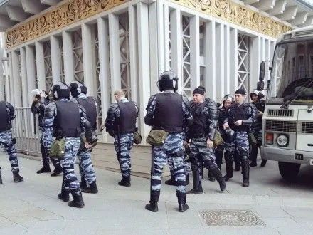 В Москве на акции протеста задержаны около 100 человек - СМИ