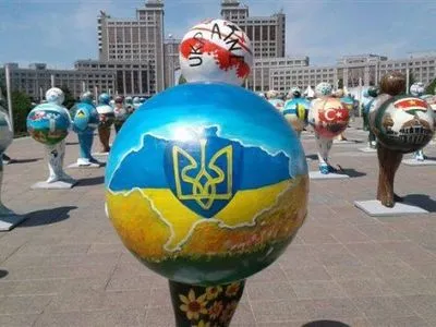В центре Астаны появилась карта Украины без Крыма