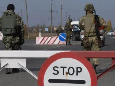 Пограничники не пропускают на неподконтрольную территорию по паспортам с пометкой "ЛНР" – СММ ОБСЕ