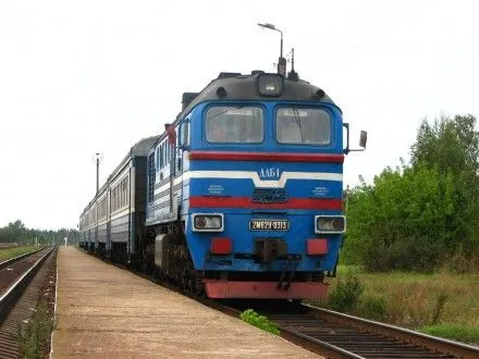 Во Львовской области поезд травмировал иностранца