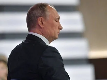 В.Путин надеется на "конструктивную роль" США в урегулировании конфликтов в Украине и Сирии