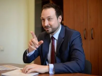 Заступник міністра юстиції А.Вишневський написав заяву про відставку