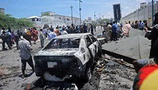 Число жертв в результате нападения боевиков в столице Сомали возросло до 14 человек
