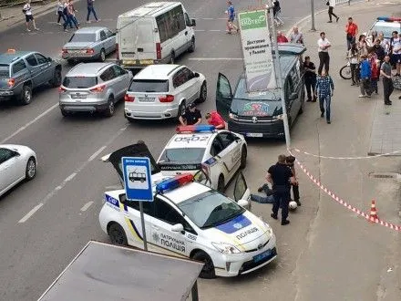 У Львові на поліцейських напав собака