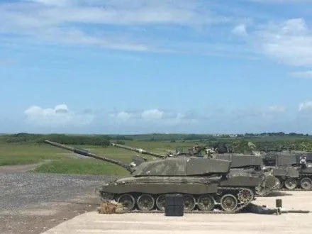 Во время стрельб на танковом полигоне в Британии погибли двое военных