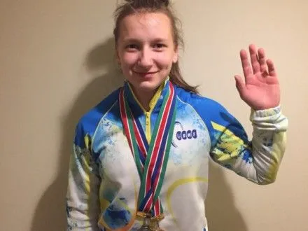 Представительница Украины стала серебряным призером юниорского ЧМ по тяжелой атлетике