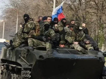 День у зоні АТО: 22 обстріли і троє поранених українських військових