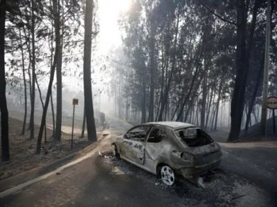 Внаслідок лісових пожеж у Португалії загинули вже 57 людей