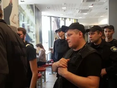 На чоловіка після Маршу рівності напали в центрі Києва - очевидець