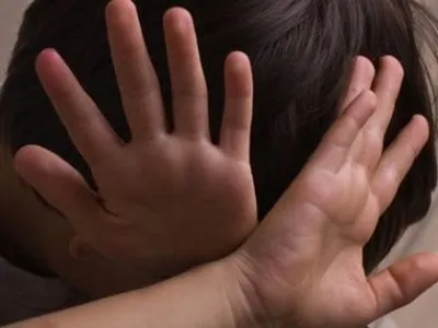 У Житомирі 17-річний юнак згвалтував 5-річного хлопчика