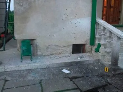 Во двор предпринимателя в Черновицкой области бросили гранату