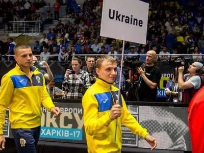 Четверо украинцев пробились в четвертьфинал домашнего ЧЕ по боксу