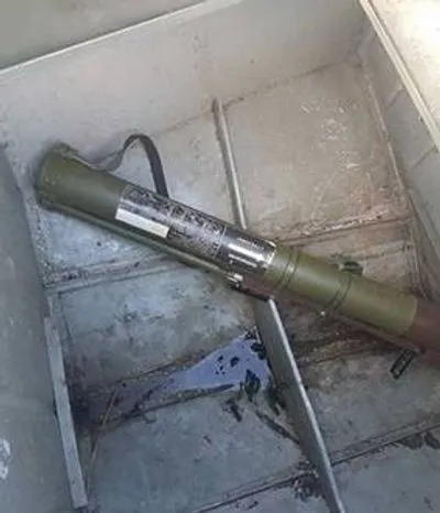 Двое мужчин в Киевской области угрожали отдыхающим гранатометом