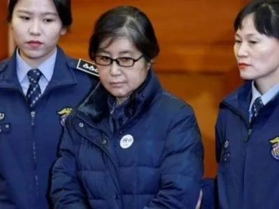 Советник экс-президента Южной Кореи проведет три года за решеткой