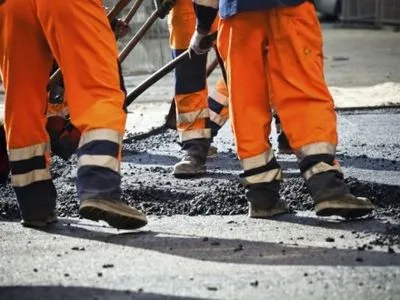 Предпринимателю объявили подозрение за некачественный ремонт дорог в Черниговской области
