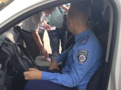 Полицейские в Черниговской области осуждены за взятку на пять лет заключения