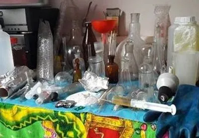 Нарколабораторию по изготовлению амфетамина разоблачили в Киевской области