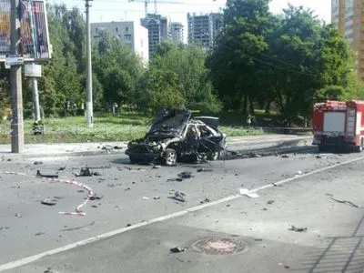 В результаті вибуху авто на Солом'янці постраждала киянка