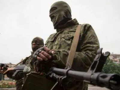 Ворог до 1,5 години обстрілював позиції ЗСУ у Луганському та Камянці – А.Лисенко