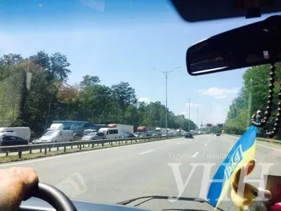 На Бориспольской трассе образовались огромные пробки из-за ДТП