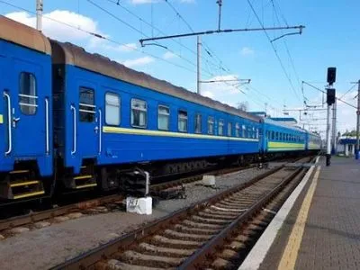 Поезд смертельно травмировал мужчину в Харькове
