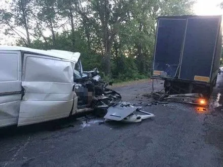 В результате ДТП в Винницкой области погибли двое парней