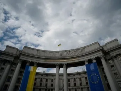 МИД выразил протест РФ и требует предоставить консулу доступ к украинским политзаключенных