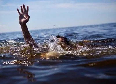 Восьмилетний мальчик утонул в пруду в Харьковской области