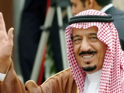 Саудівського журналіста відсторонили за похвалу короля