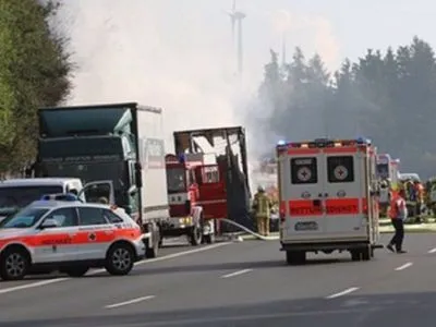 Около сорока человек пострадали в ДТП на автобане в Баварии
