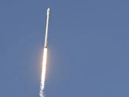 Запуск ракеты Falcon 9 со спутником Intelsat 35e отложили