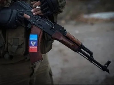 На Донбассе боевики отказываются сдавать личные документы командованию