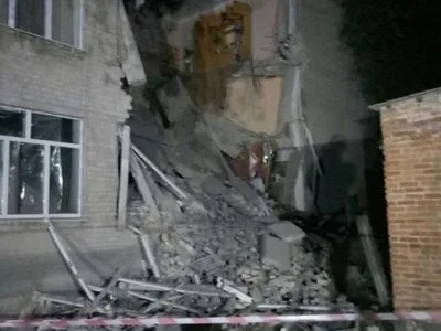 Здание школы обрушилась в Николаевской обл