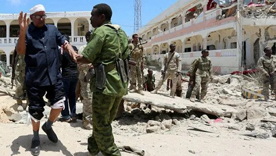 В Сомалі на міні підірвалось 10 військовослужбовців