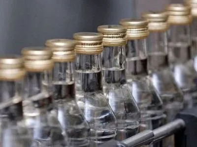 В Киевской области прекратили деятельность подпольного цеха по производству алкоголя