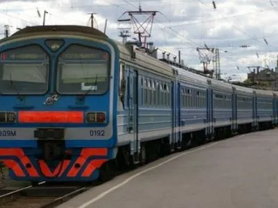 "Укрзализныця" получила лишь 8% компенсации за льготные пригородные перевозки