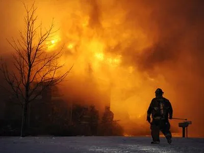 В Индонезии из-за пожара на пиротехническом заводе погибли 47 человек