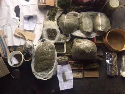В Борисполе экс-боец "Альфы" хранил взрывчатку и наркотики