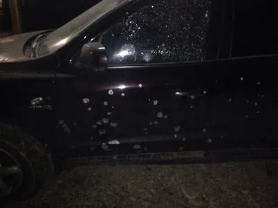 У райцентрі на Закарпатті невідомі підірвали гранатою автомобіль