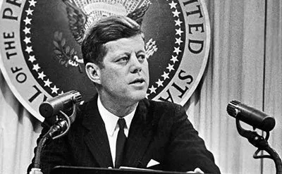 В США опублікували частину документів стосовно вбивства Кеннеді