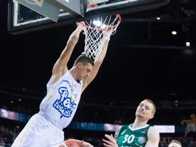 Украинский баскетболист установил личный рекорд в чемпионате Литвы