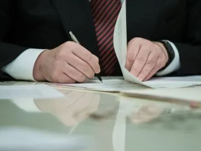 Президент подписал закон, который будет способствовать качества финотчетности в Украине