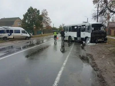 В Киевской области столкнулись два автобуса, шесть человек пострадали