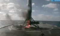 Ракета Falcon 9 загорілася під час приземлення