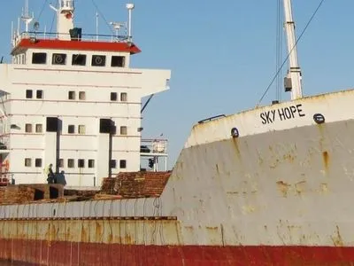 У порти окупованого Криму в жовтні зайшли 22 судна-порушники