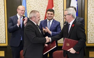 Космические агентства Украины и Канады подписали Меморандум о взаимопонимании