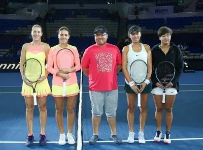 Тенісистка Савчук з перемоги стартувала у парному розряді Підсумкового турніру WTA