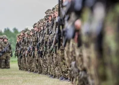 Порошенко виступив за перехід української армії на принцип НАТО щодо точності