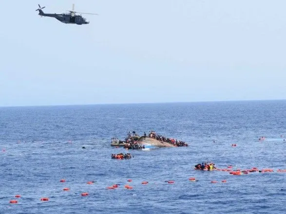 Возле греческого острова затонуло судно с мигрантами
